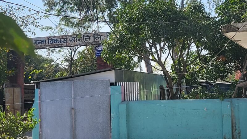 शासन के आदेश पर भी नहीं हट रहा अतिक्रमण