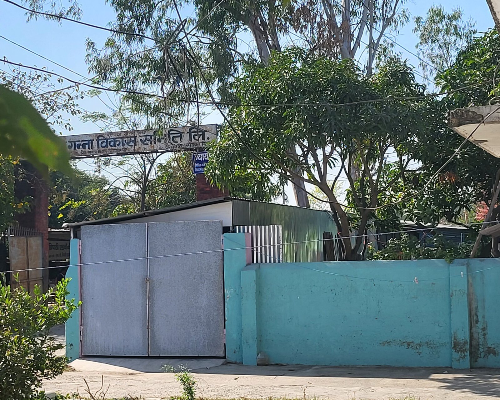 शासन के आदेश पर भी नहीं हट रहा अतिक्रमण