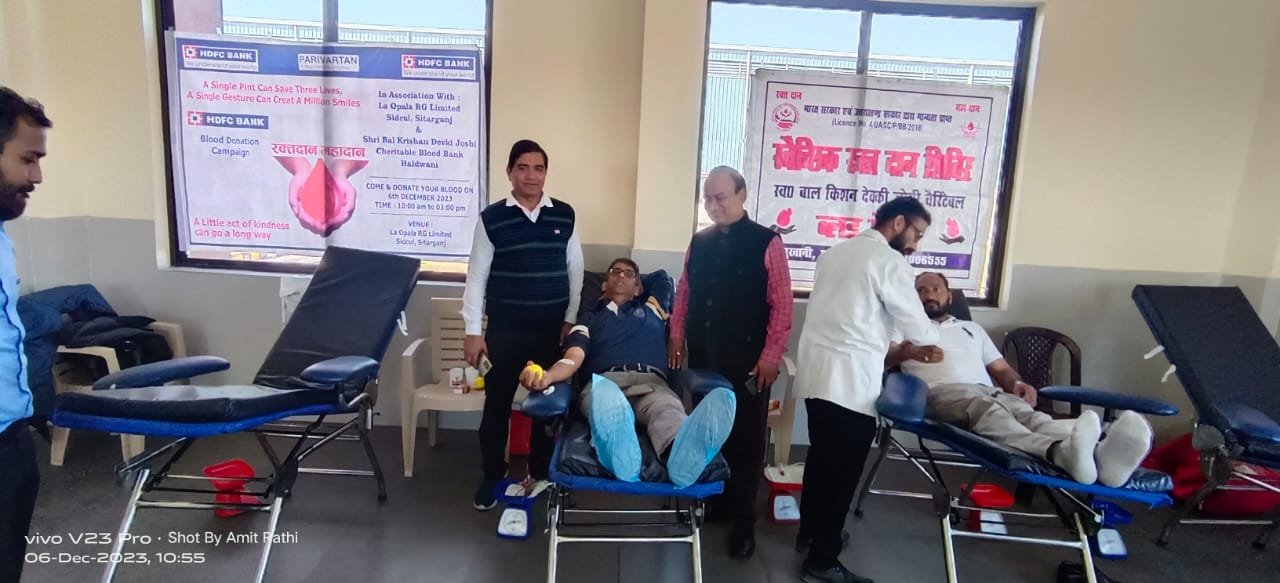 ला ओपाला कंपनी के 95 कर्मचारियों ने किया रक्तदान