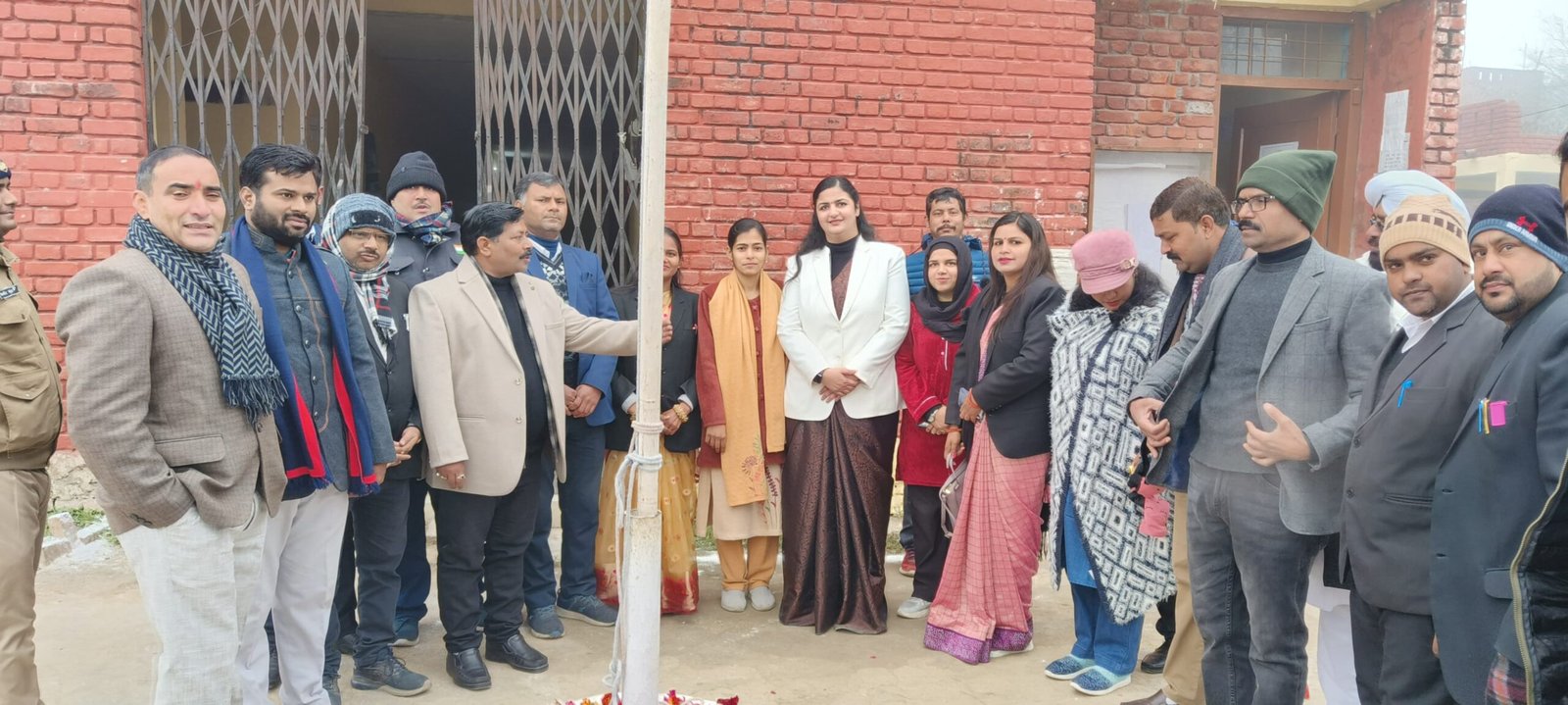 सिविल न्यायालय में गणतंत्र दिवस पर शान से फहराया तिरंगा