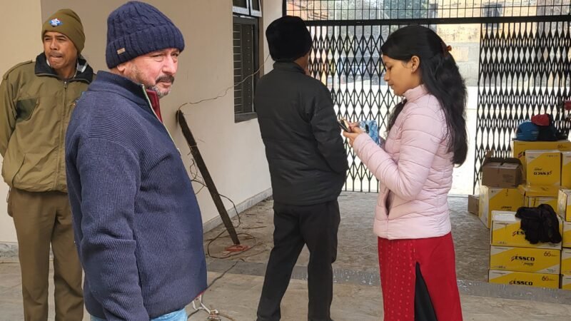 तहसीलदार ने तहसील भवन का किया निरीक्षण