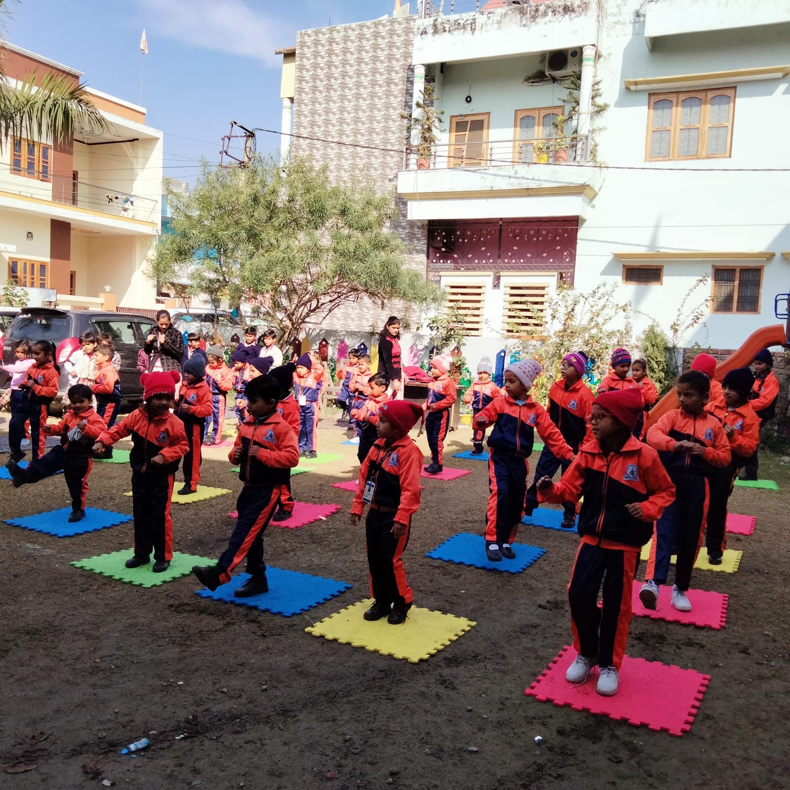 करिजमेटिव स्कूल में सेल्फ डिफेंस प्रशिक्षण का हुआ शुभारंभ।