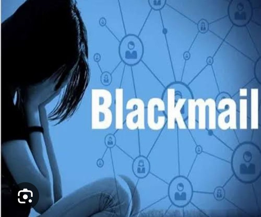 युवक की फेसबुक आईडी हैक कर मांगे रुपये