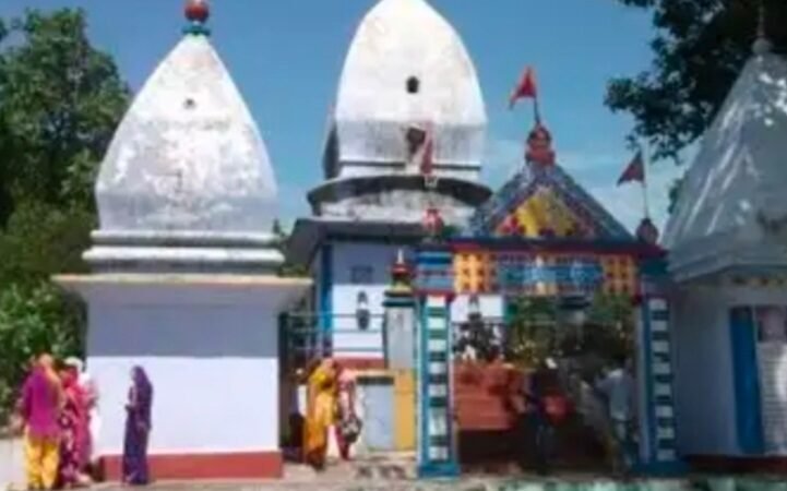 इतिहास से परिपूर्ण है झाड़खंडेश्वर मंदिर,भगवान शिव के 400 वर्ष से अधिक पुराने  ऐतिहासिक किस्से जुड़े हुए