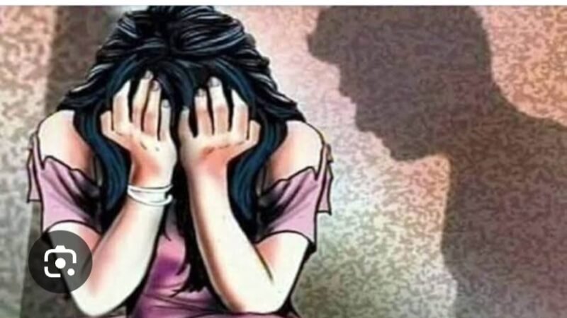 अस्पताल में डायलिसिस कराने गई युवती से छेड़खानी, मुकदमा दर्ज