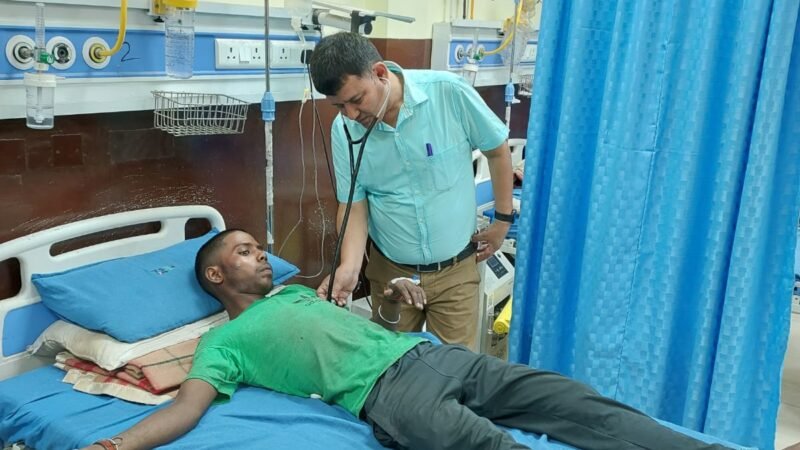 सिडकुल कर्मी को सांप ने डसा, चिकित्सक ने बचाई जान     