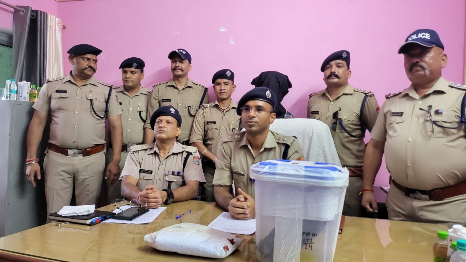 पोल्ट्री फार्म कर्मचारियों की हत्या का आरोपी गिरफ्तार, नौकरी से निकलवाने की रंजिश में आरोपी ने पोल्ट्री फार्म कर्मचारी की थी हत्या