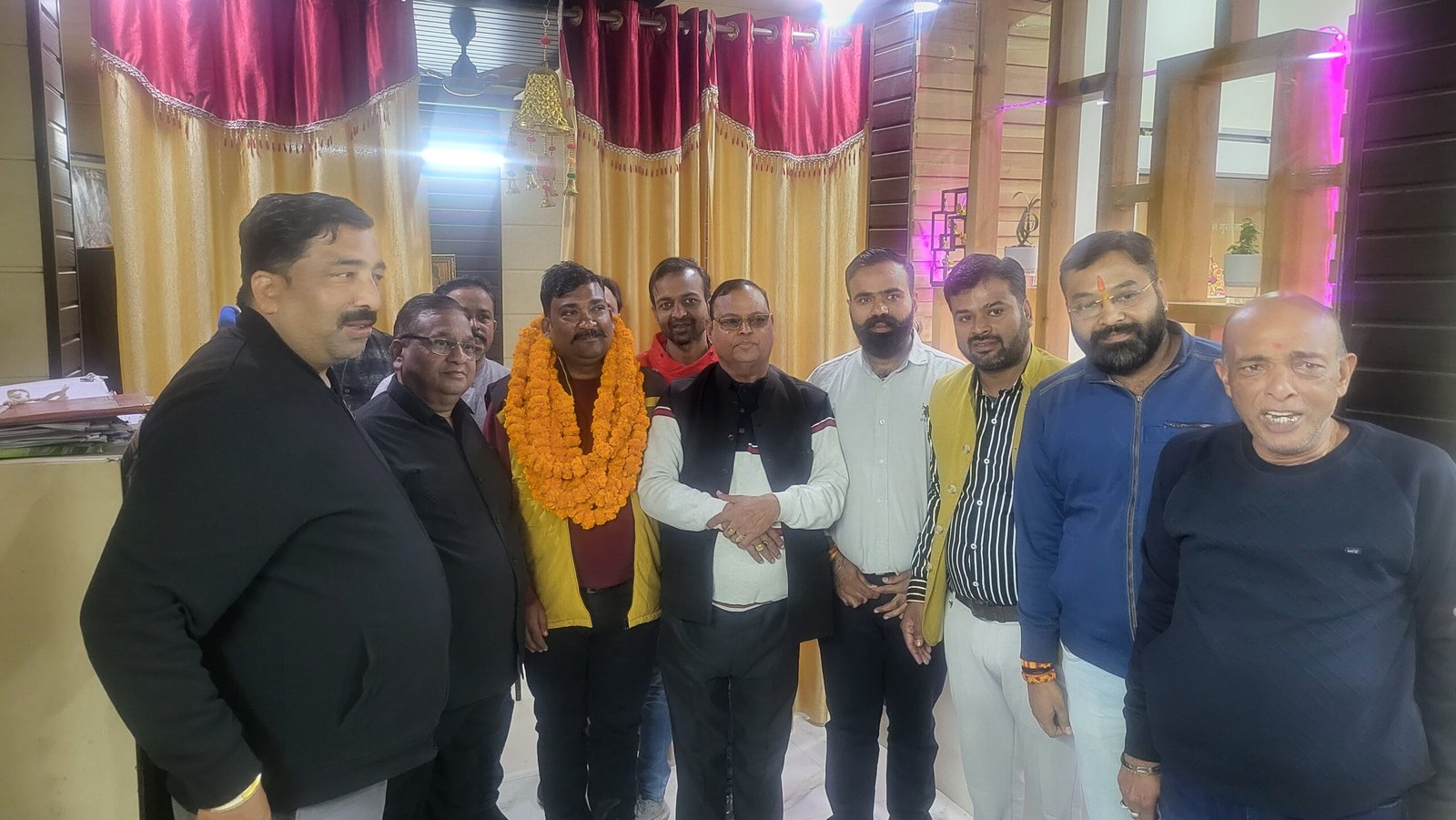 उमेश अग्रवाल बने व्यापार मंडल के कार्यवाहक अध्यक्ष