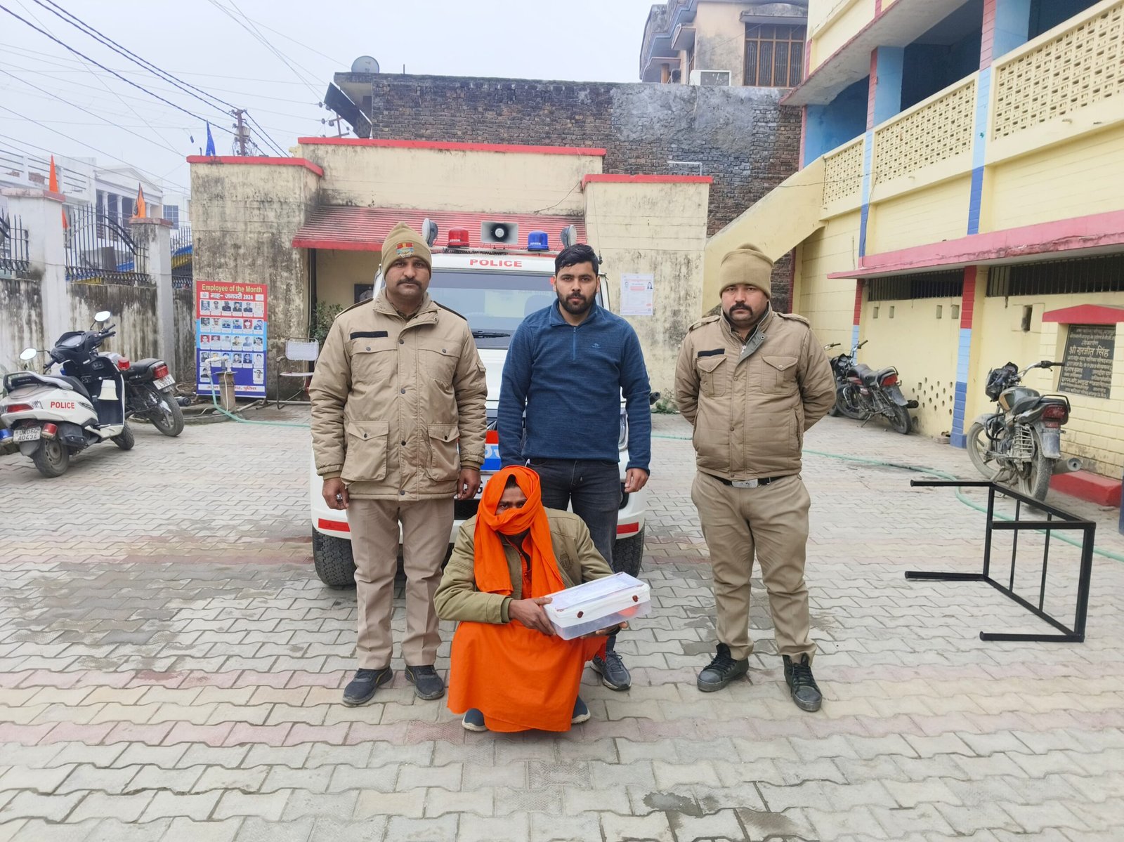 बाजपुर से करीब 6 लाख की चरस के साथ एक नशा तस्कर गिरफ्तार, प्रयागराज महाकुंभ में ले जा रहा था बेचने