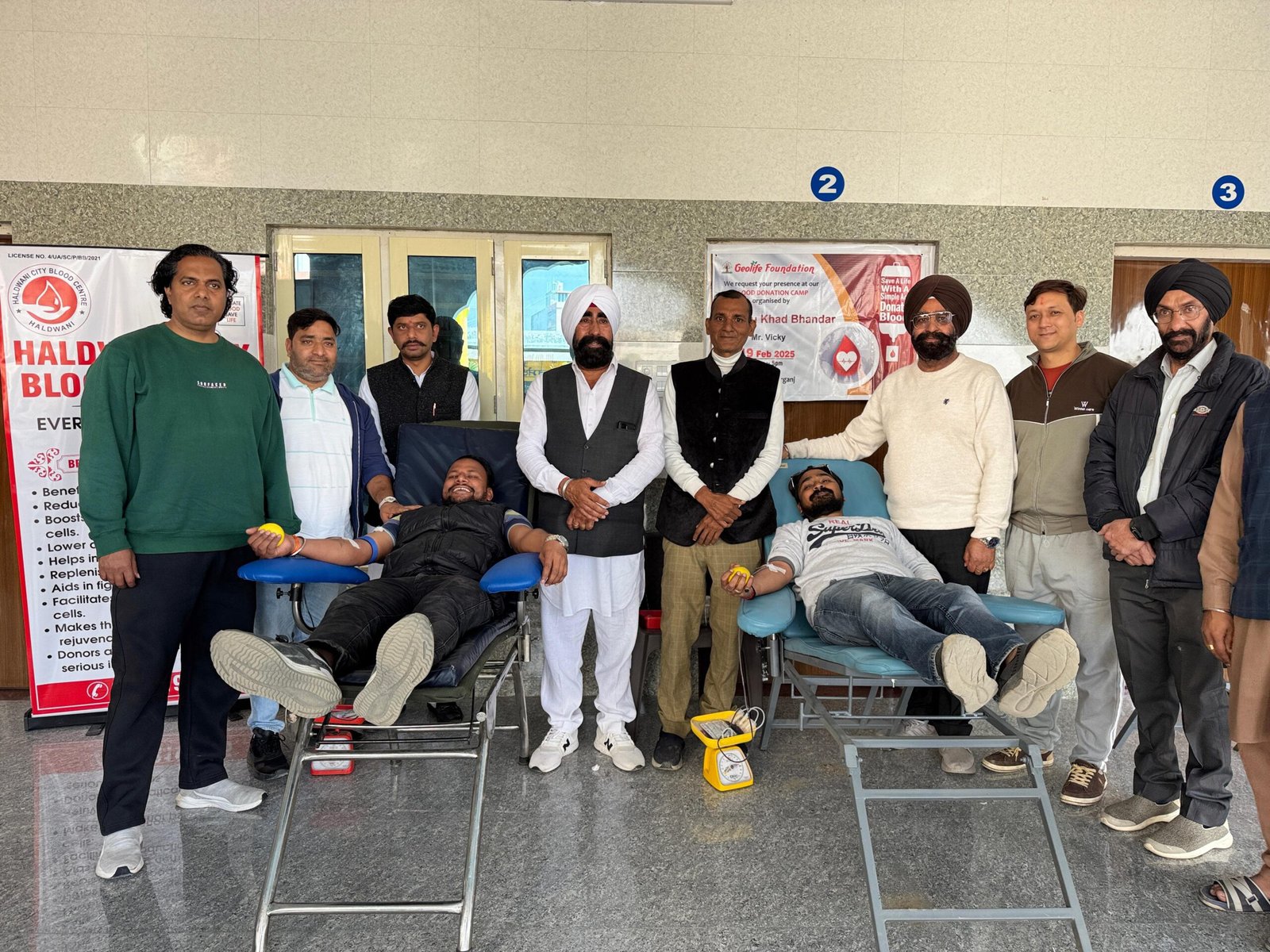 सहरानीय कार्य-रक्तदान शिविर में शिविर में 32 लोगों ने किया रक्तदान