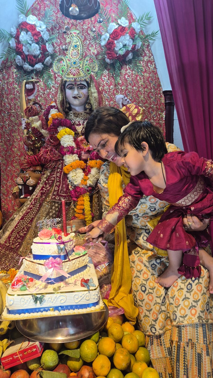 प्यारा सजा है तेरा दरबार भवानी