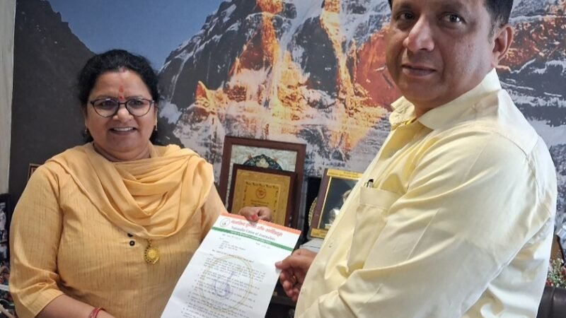 एनयूजे प्रदेश अध्यक्ष ने महानिदेशक सूचना के समक्ष रखी पत्रकारों की मांगे