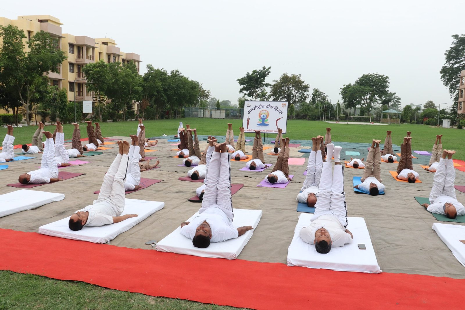 आरोग्य मंदिर बरा ने एसएसबी कैम्प में लगाया योग शिविर