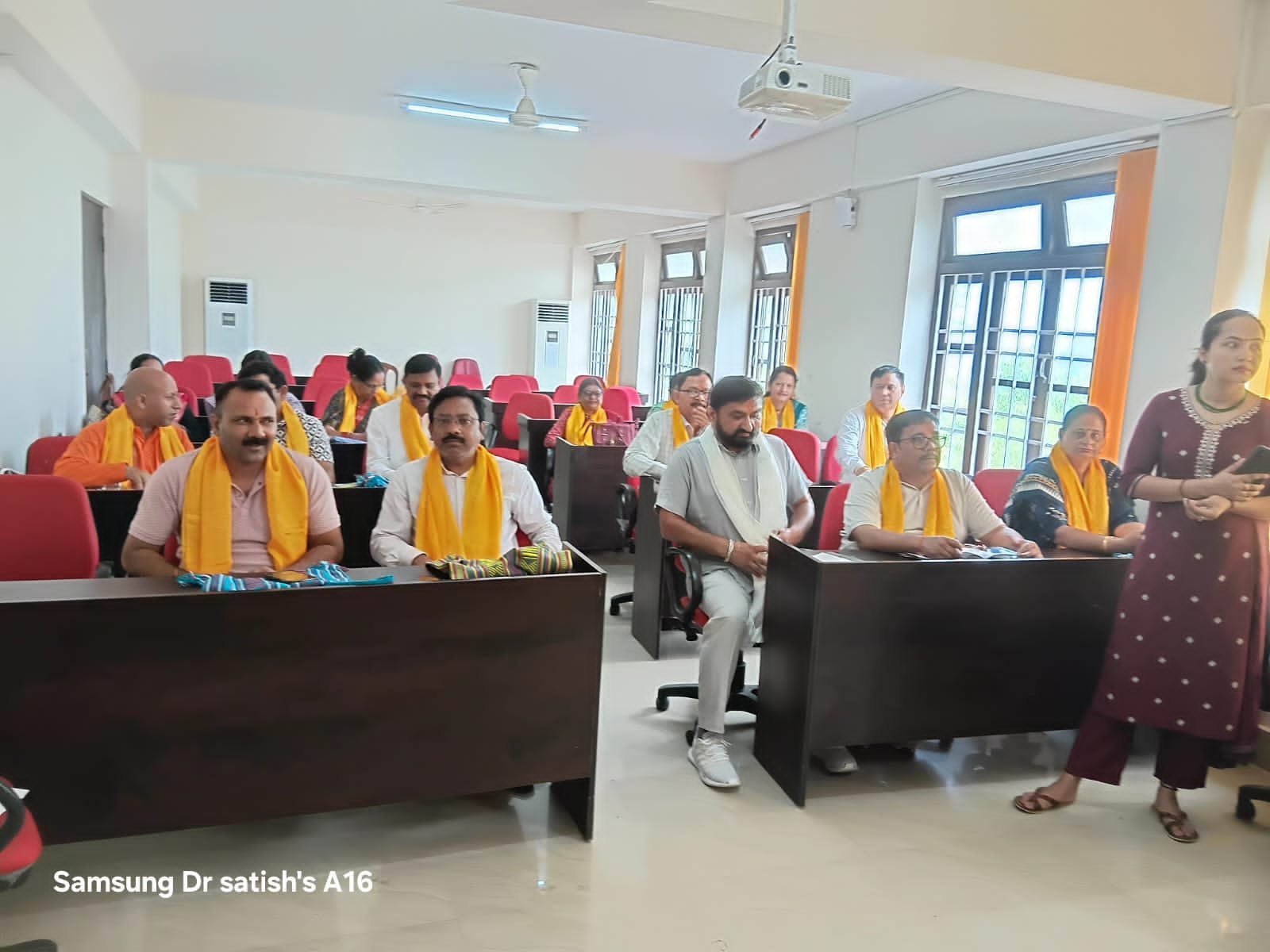 खटीमा दुग्ध संघ के पदाधिकारियों ने सिक्किम में लिया प्रशिक्षण