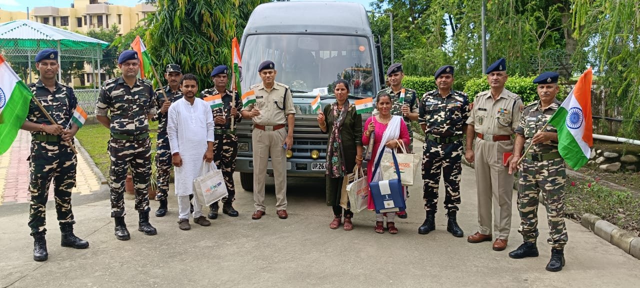 दिल्ली से लौटे विशिष्ट अतिथियों का किया गया स्वागत               